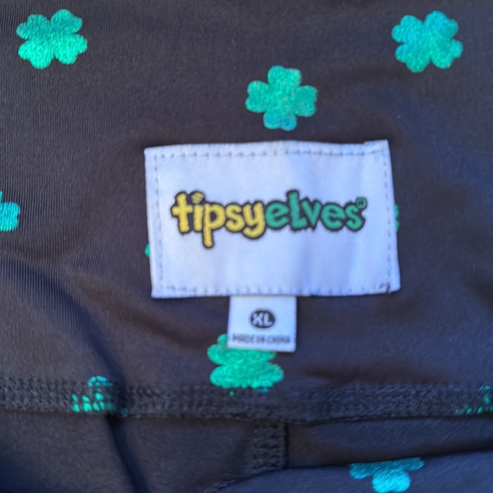 Tipsy Elves Black and Green Clover Leggings - Picture 2 of 5